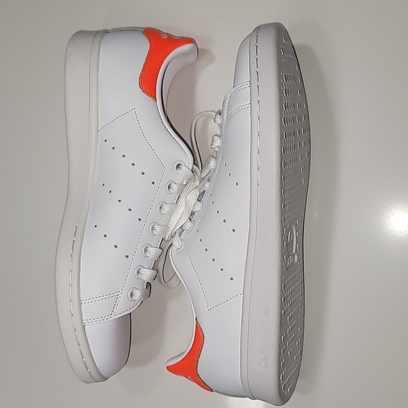 Adidas Stan Smith Sneakers, White & Orange, Size 8.5 - Picture 3 of 8